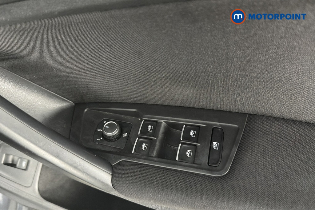 Volkswagen Tiguan Allspace Life Automatic Petrol SUV - Stock Number (1677909) - 19th supplementary image