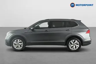 Volkswagen Tiguan Allspace Life Automatic Petrol SUV - Stock Number (1677909) - Drivers side
