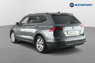 Volkswagen Tiguan Allspace Life Automatic Petrol SUV - Stock Number (1677909) - Drivers side rear corner