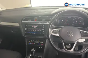 Volkswagen Tiguan Allspace Life Automatic Petrol SUV - Stock Number (1677909) - 1st supplementary image
