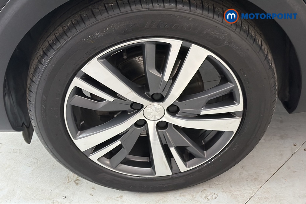 Peugeot 3008 Allure Premium Automatic Diesel SUV - Stock Number (1678010) - 44th supplementary image