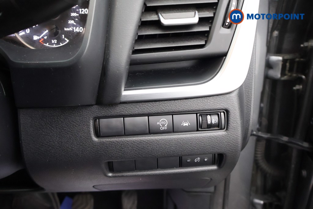 Nissan Qashqai Acenta Premium Manual Petrol SUV - Stock Number (1678031) - 7th supplementary image