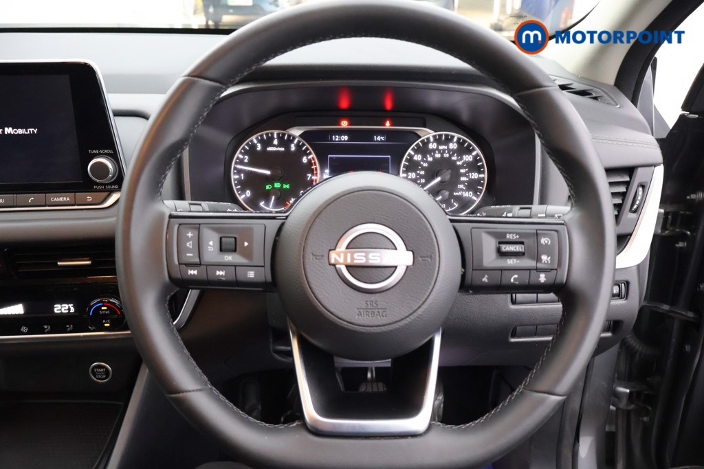 Nissan Qashqai Acenta Premium Manual Petrol SUV - Stock Number (1678031) - 1st supplementary image