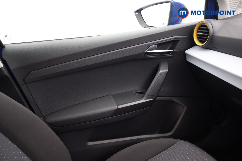 Seat Arona Se Technology Manual Petrol SUV - Stock Number (1678225) - 11th supplementary image