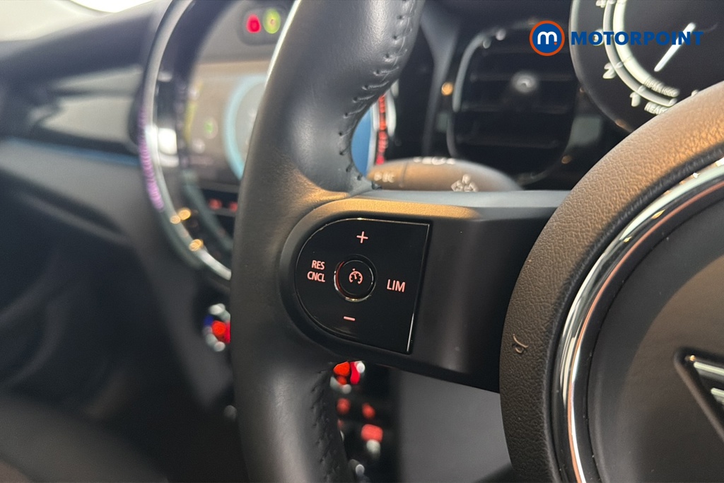 Mini Hatchback Cooper Classic Automatic Petrol Hatchback - Stock Number (1678227) - 4th supplementary image