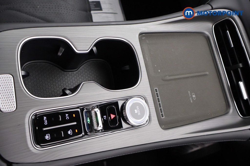 Chery Tiggo 8 Summit Automatic Petrol Plug-In Hybrid SUV - Stock Number (1678313) - 9th supplementary image