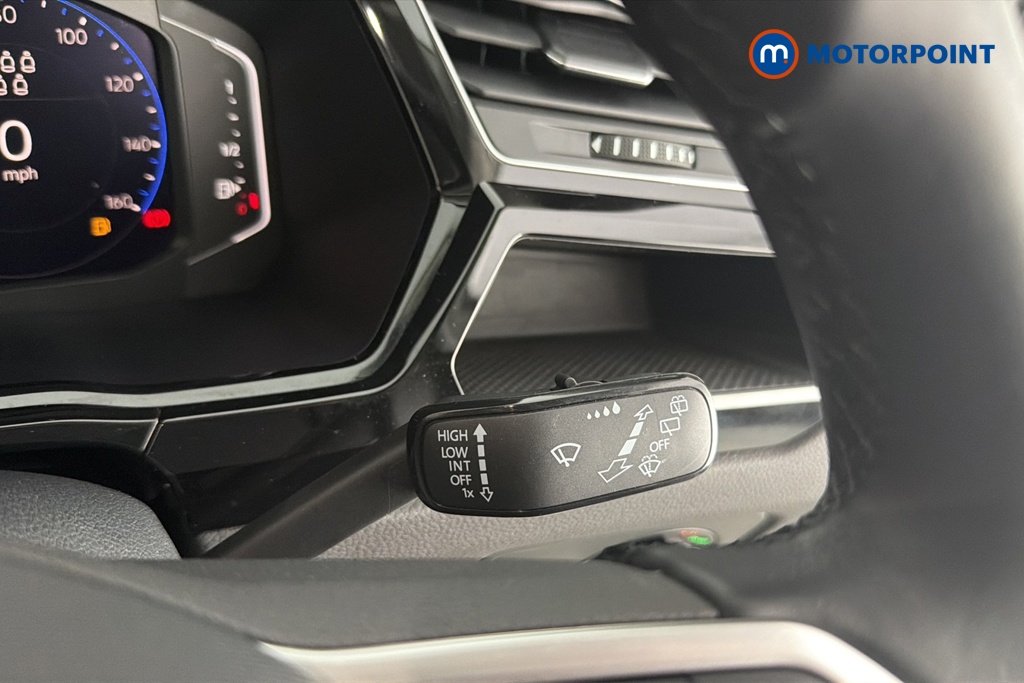 Volkswagen Touran SEL Automatic Petrol People Carrier - Stock Number (1678708) - 6th supplementary image