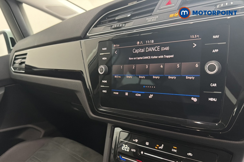 Volkswagen Touran SEL Automatic Petrol People Carrier - Stock Number (1678708) - 8th supplementary image