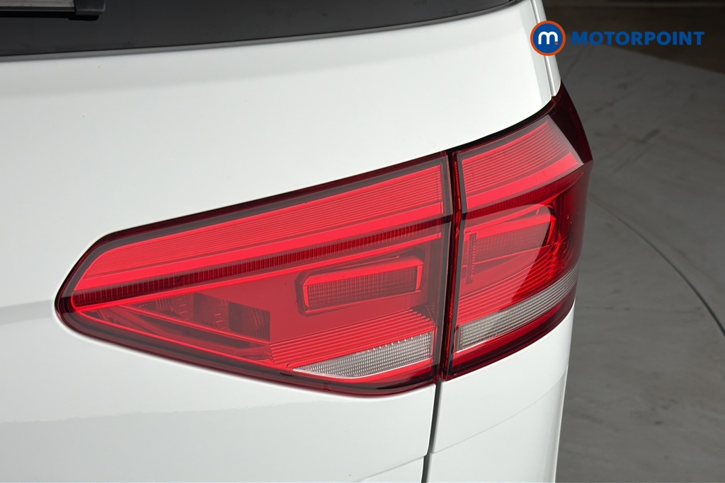 Volkswagen Touran SEL Automatic Petrol People Carrier - Stock Number (1678708) - 36th supplementary image