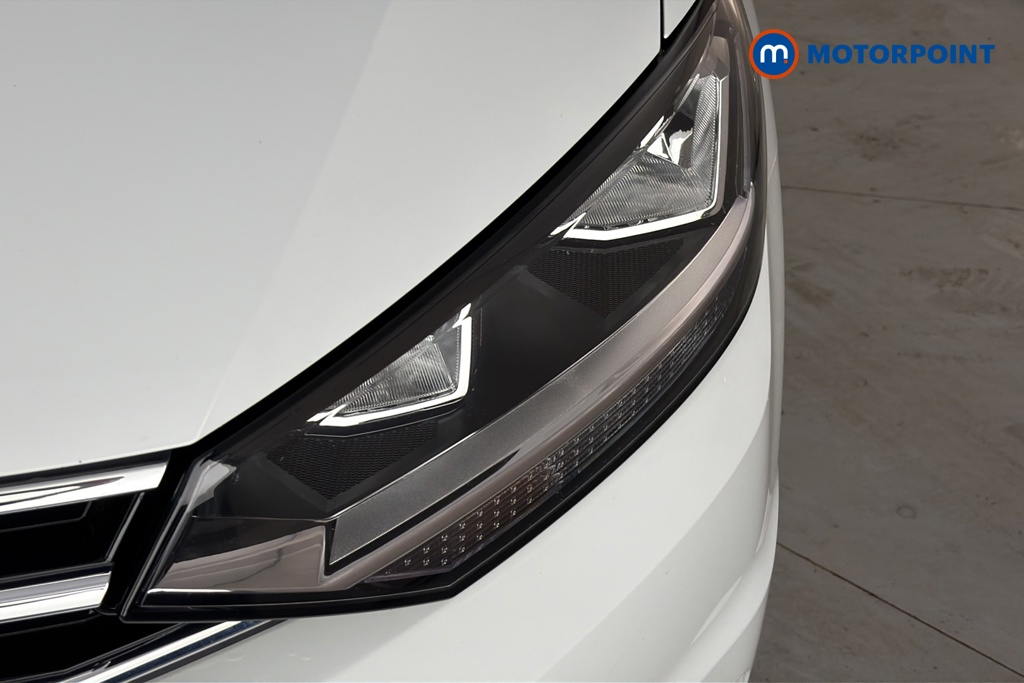Volkswagen Touran SEL Automatic Petrol People Carrier - Stock Number (1678708) - 42nd supplementary image