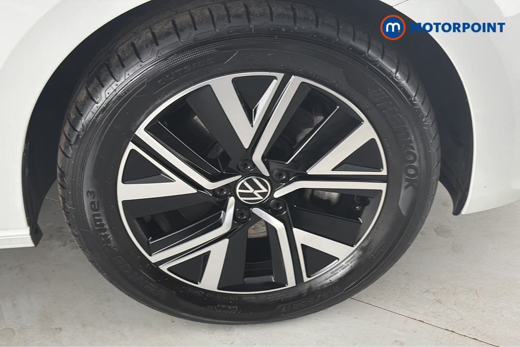 Volkswagen Touran SEL Automatic Petrol People Carrier - Stock Number (1678708) - 47th supplementary image