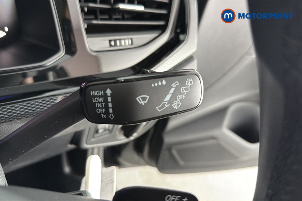 Volkswagen Taigo Life Automatic Petrol SUV - Stock Number (1679051) - 6th supplementary image