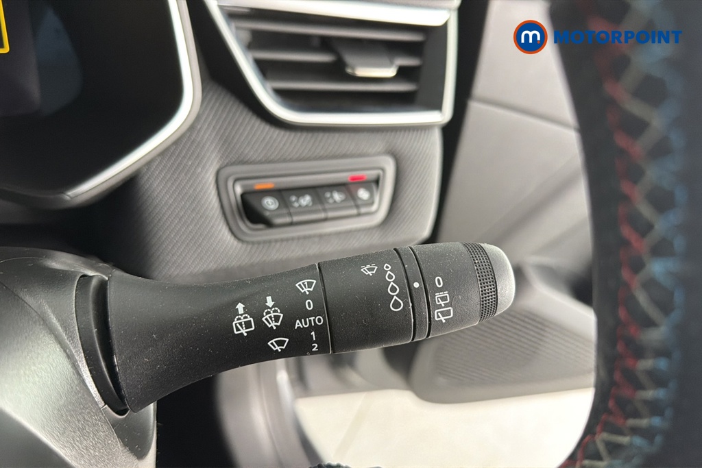 Renault Clio Esprit Alpine Manual Petrol Hatchback - Stock Number (1673026) - 6th supplementary image