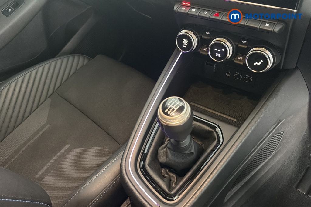 Renault Clio Esprit Alpine Manual Petrol Hatchback - Stock Number (1673026) - 15th supplementary image