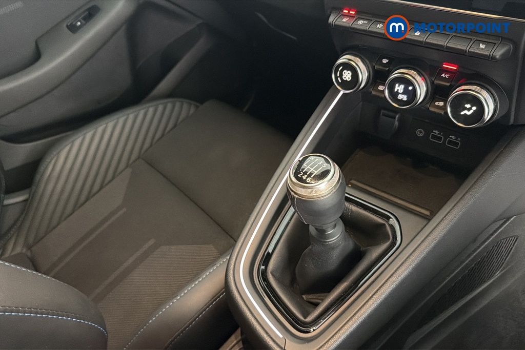 Renault Clio Esprit Alpine Manual Petrol Hatchback - Stock Number (1673028) - 15th supplementary image