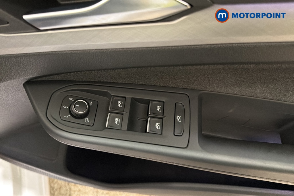 Volkswagen Golf Match Manual Petrol Hatchback - Stock Number (1674164) - 19th supplementary image