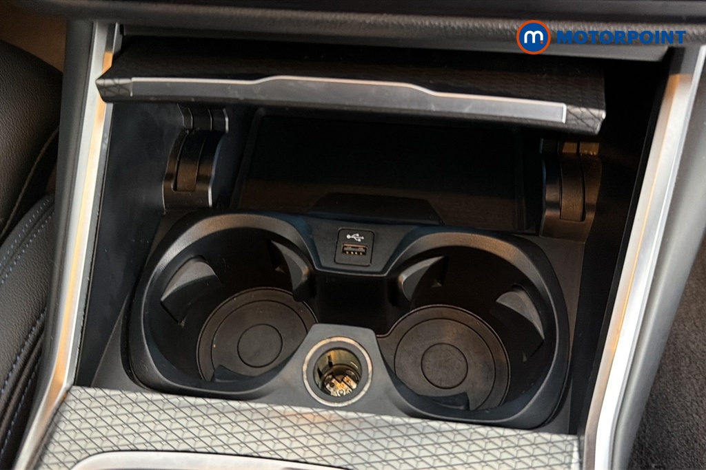 BMW 3 Series M Sport Automatic Petrol Plug-In Hybrid Estate - Stock Number (1674599) - 16th supplementary image
