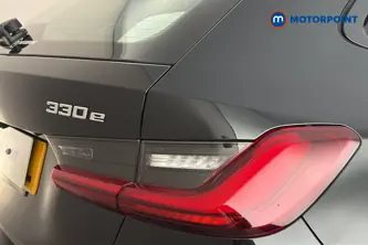 BMW 3 Series M Sport Automatic Petrol Plug-In Hybrid Estate - Stock Number (1674599) - 36th supplementary image