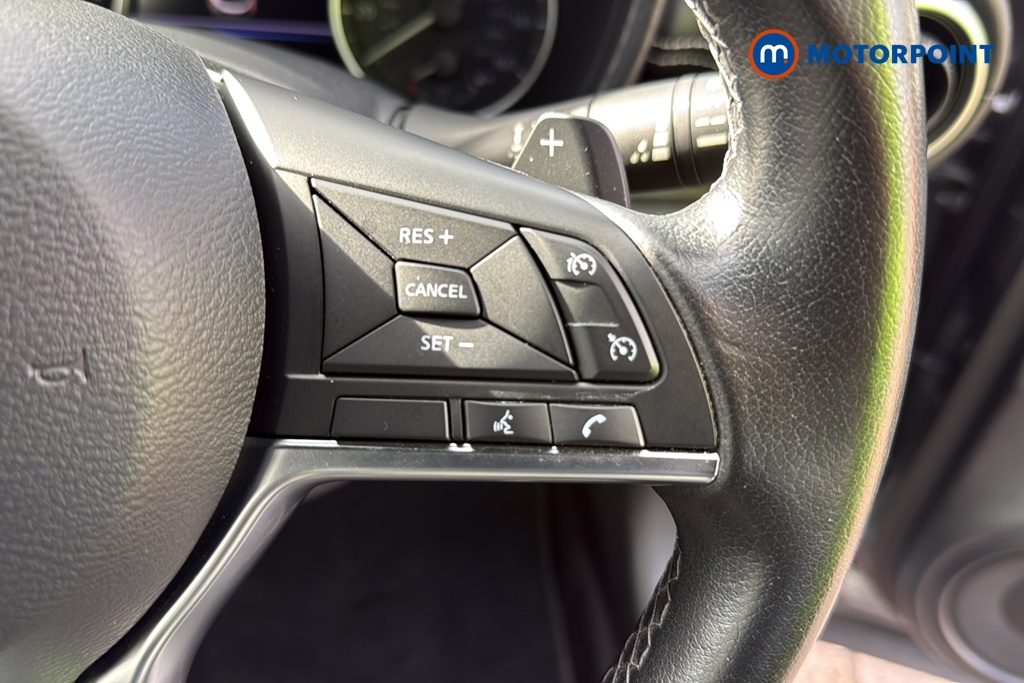 Nissan Juke N-Connecta Automatic Petrol SUV - Stock Number (1677031) - 3rd supplementary image