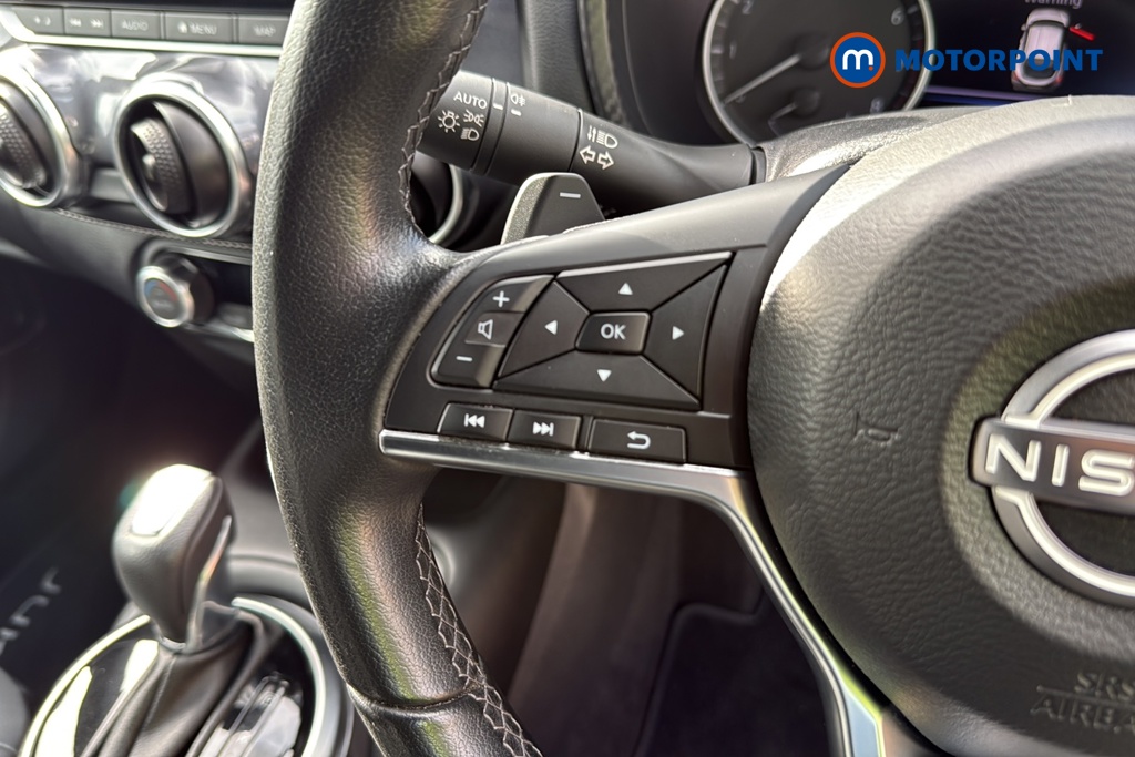 Nissan Juke N-Connecta Automatic Petrol SUV - Stock Number (1677031) - 4th supplementary image