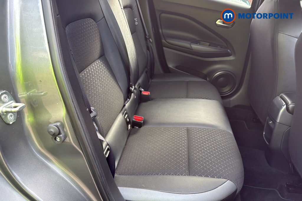 Nissan Juke N-Connecta Automatic Petrol SUV - Stock Number (1677031) - 25th supplementary image