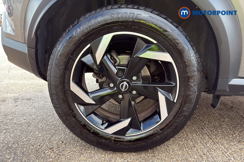 Nissan Juke N-Connecta Automatic Petrol SUV - Stock Number (1677031) - 46th supplementary image