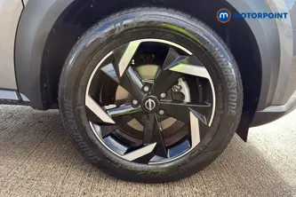 Nissan Juke N-Connecta Automatic Petrol SUV - Stock Number (1677031) - 47th supplementary image