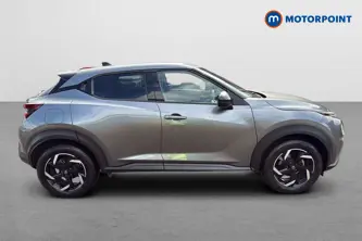 Nissan Juke N-Connecta Automatic Petrol SUV - Stock Number (1677031) - Passenger side