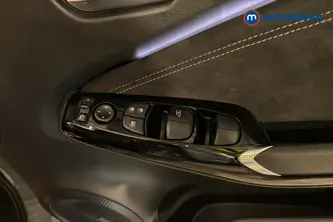Nissan Juke Tekna-Plus Automatic Petrol-Electric Hybrid SUV - Stock Number (1677067) - 19th supplementary image