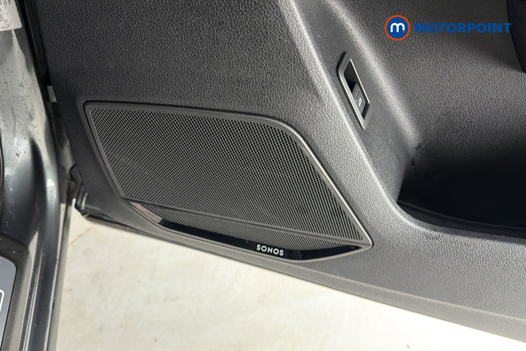 Audi Q3 Black Edition Automatic Petrol SUV - Stock Number (1678556) - 21st supplementary image