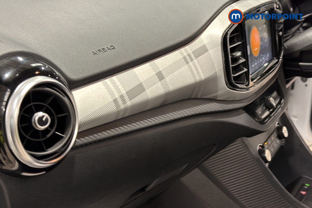 Mg Motor Uk MG3 Exclusive Manual Petrol Hatchback - Stock Number (1678744) - 995th supplementary image