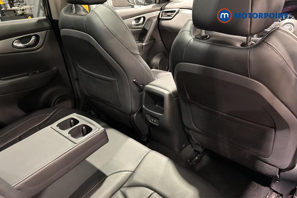 Nissan Qashqai N-Motion Manual Petrol SUV - Stock Number (1677414) - 994th supplementary image