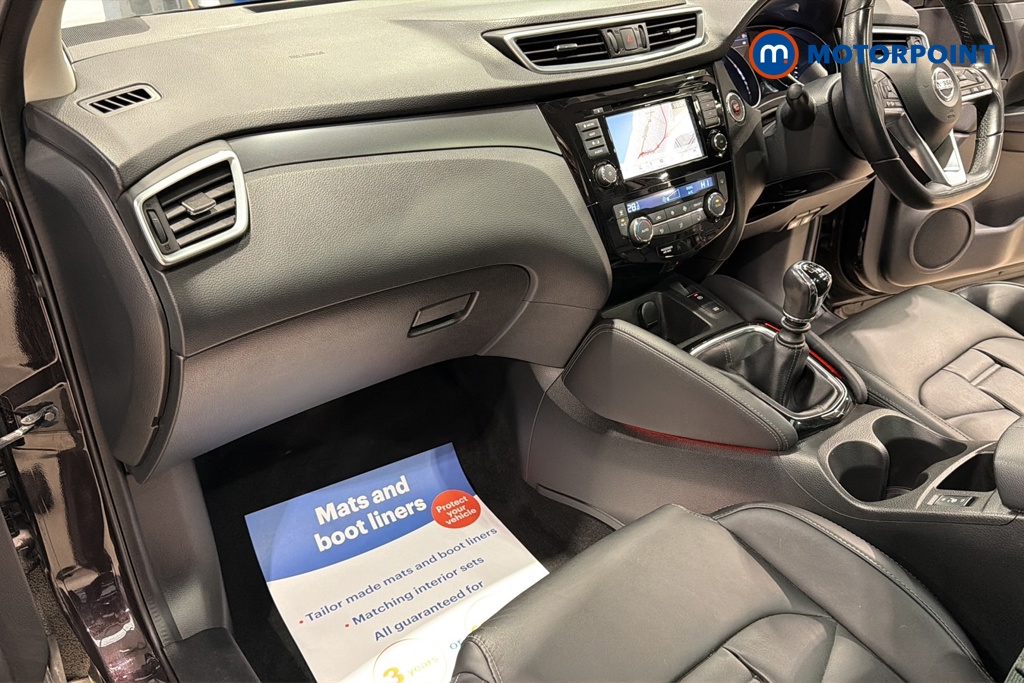 Nissan Qashqai N-Motion Manual Petrol SUV - Stock Number (1677414) - 997th supplementary image