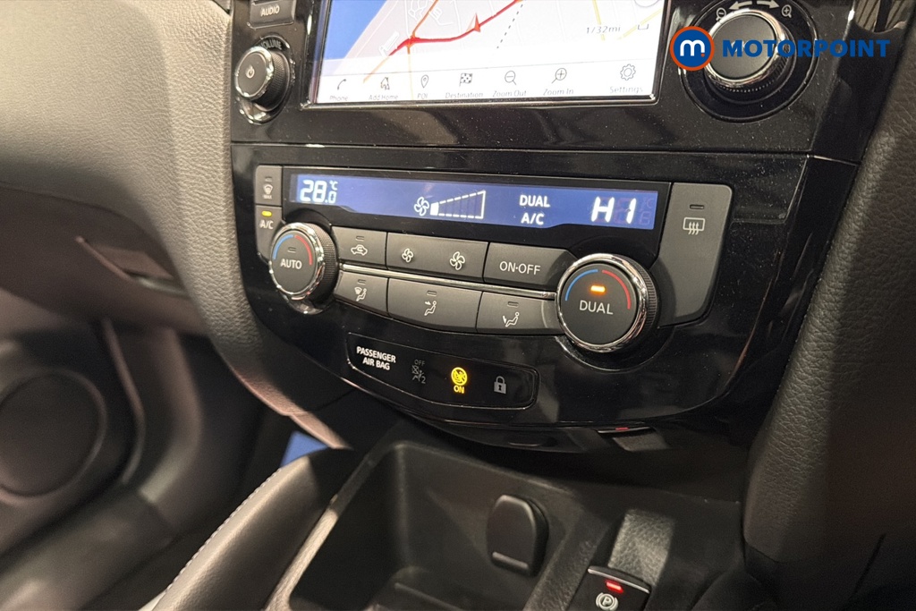 Nissan Qashqai N-Motion Manual Petrol SUV - Stock Number (1677414) - 12th supplementary image