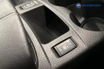 Nissan Qashqai N-Motion Manual Petrol SUV - Stock Number (1677414) - 14th supplementary image