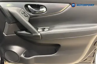 Nissan Qashqai N-Motion Manual Petrol SUV - Stock Number (1677414) - 18th supplementary image