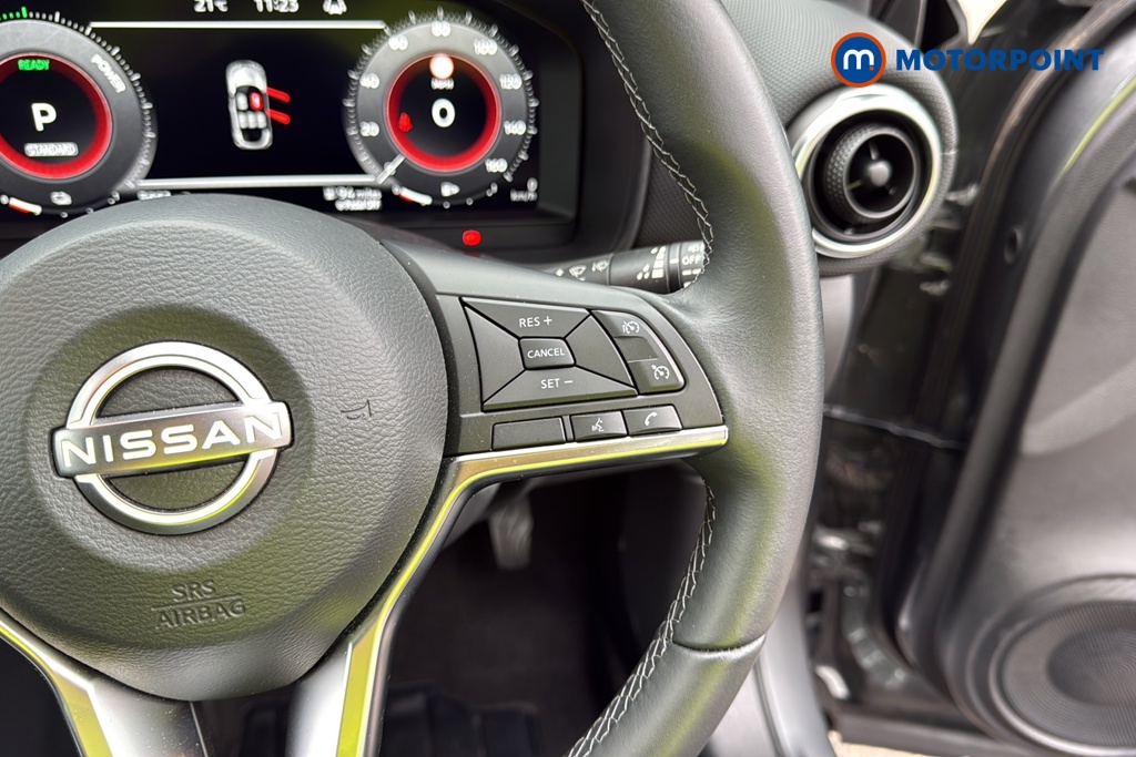 Nissan Juke N-Connecta Automatic Petrol-Electric Hybrid SUV - Stock Number (1653439) - 3rd supplementary image