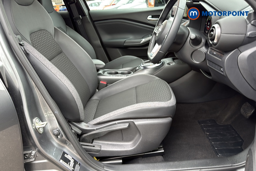 Nissan Juke N-Connecta Automatic Petrol-Electric Hybrid SUV - Stock Number (1653439) - 22nd supplementary image