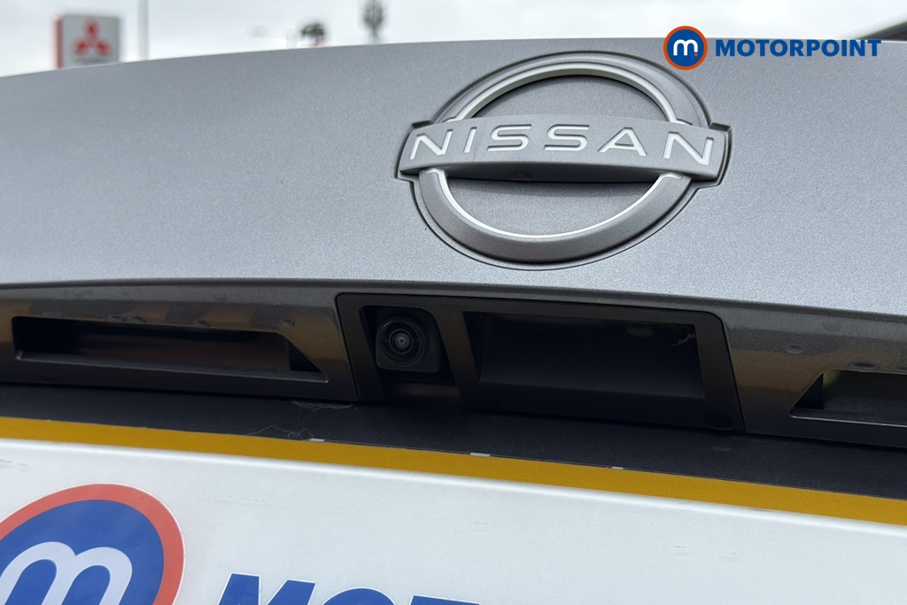 Nissan Juke N-Connecta Automatic Petrol-Electric Hybrid SUV - Stock Number (1653439) - 37th supplementary image