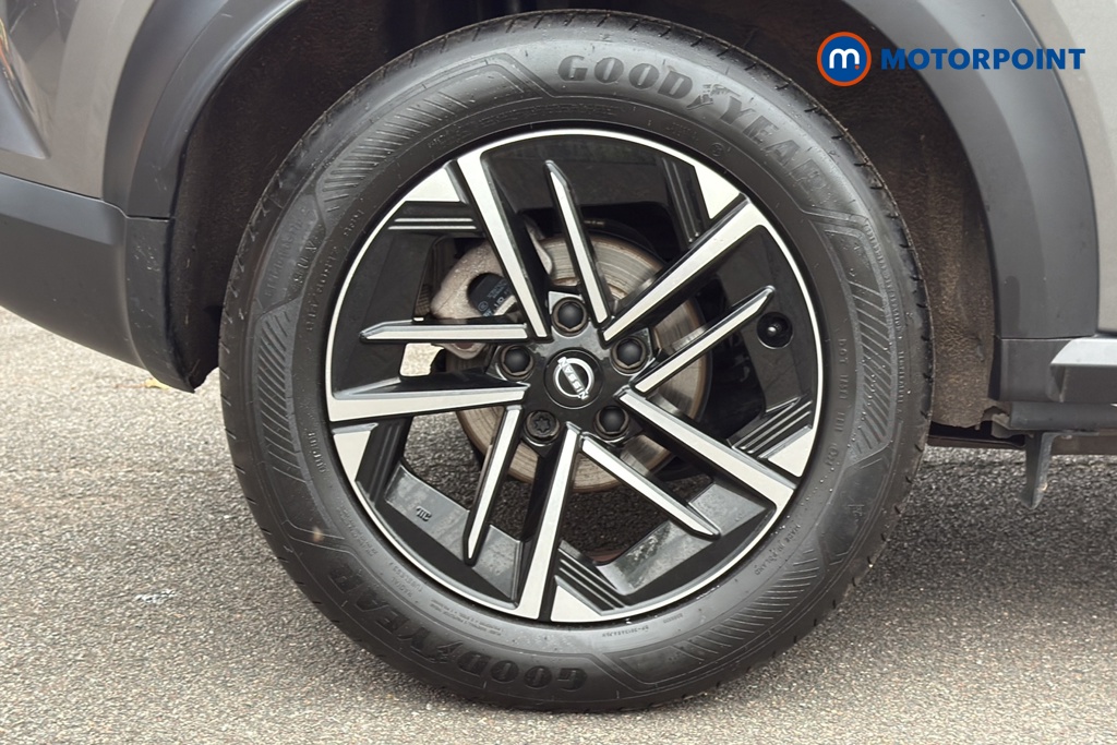 Nissan Juke N-Connecta Automatic Petrol-Electric Hybrid SUV - Stock Number (1653439) - 46th supplementary image