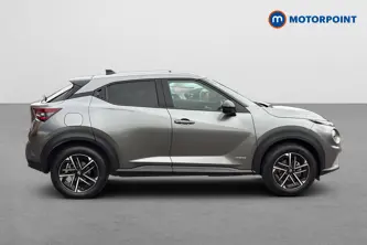 Nissan Juke N-Connecta Automatic Petrol-Electric Hybrid SUV - Stock Number (1653439) - Passenger side