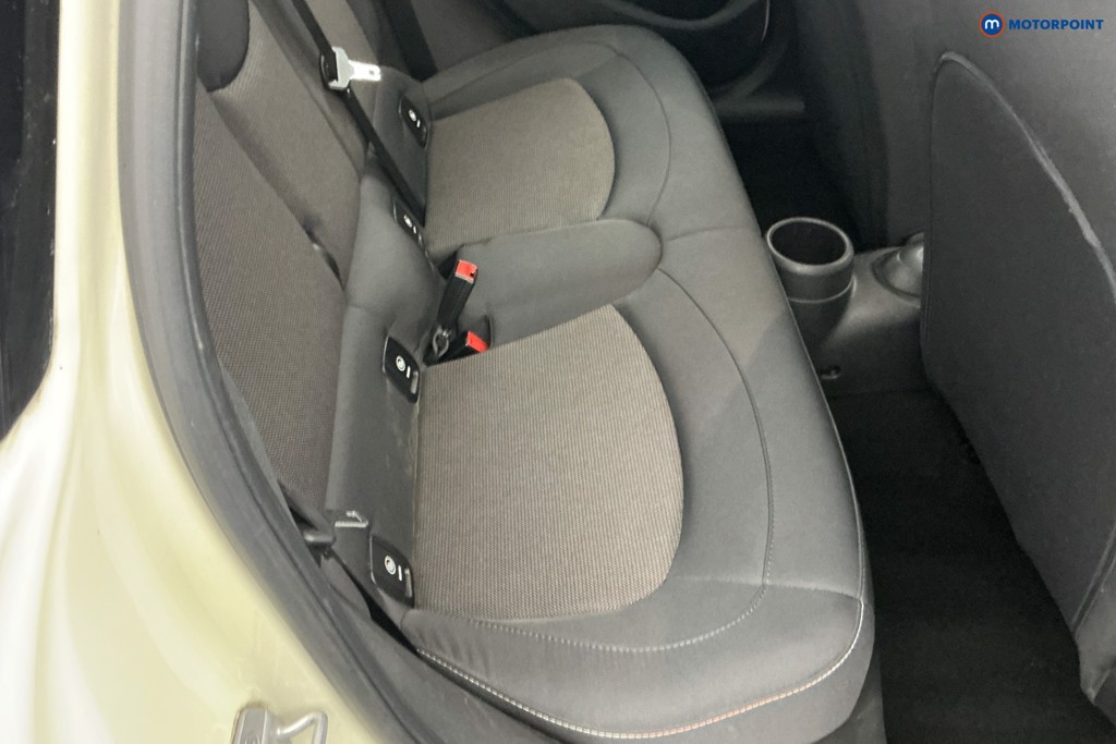 Mini Hatchback Cooper Classic Manual Petrol Hatchback - Stock Number (1666622) - 4th supplementary image
