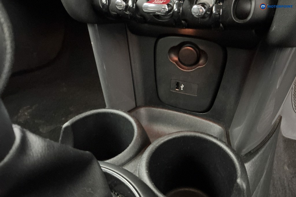 Mini Hatchback Cooper Classic Manual Petrol Hatchback - Stock Number (1666622) - 16th supplementary image