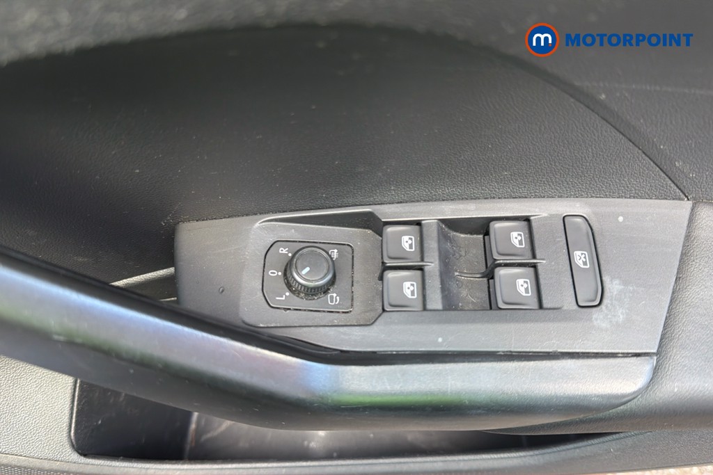 Volkswagen T-Cross SE Manual Petrol SUV - Stock Number (1667132) - 3rd supplementary image