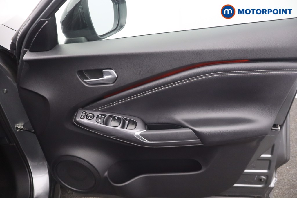 Nissan Juke Tekna Automatic Petrol SUV - Stock Number (1667726) - 10th supplementary image