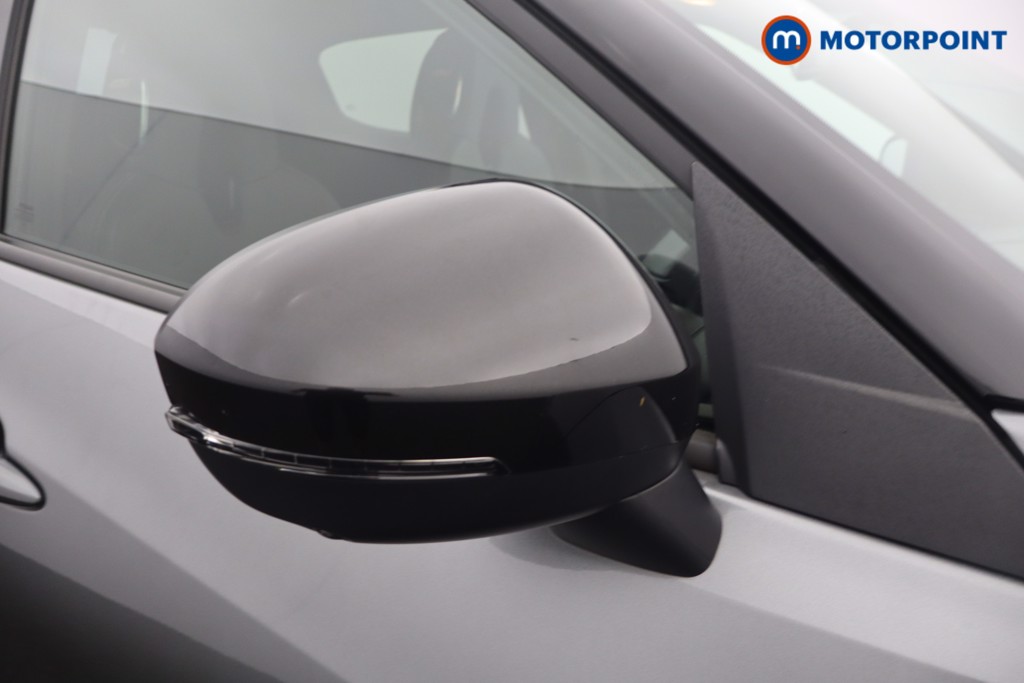 Nissan Juke Tekna Automatic Petrol SUV - Stock Number (1667726) - 22nd supplementary image