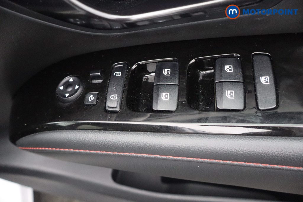 Hyundai Tucson N Line Automatic Petrol-Electric Hybrid SUV - Stock Number (1669101) - 10th supplementary image