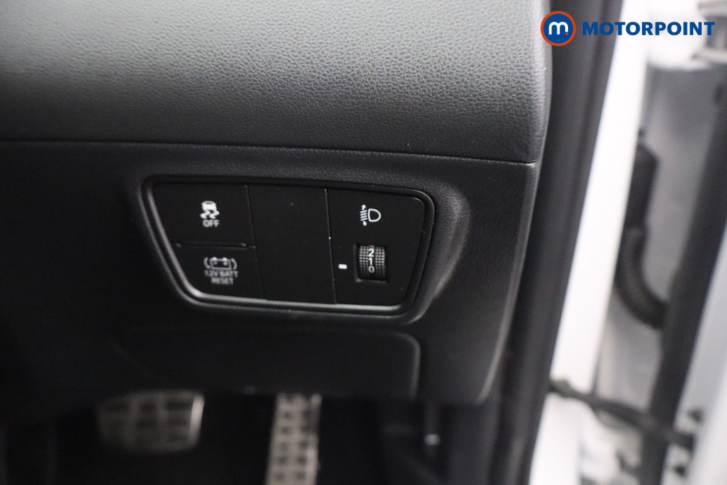 Hyundai Tucson N Line Automatic Petrol-Electric Hybrid SUV - Stock Number (1669101) - 12th supplementary image