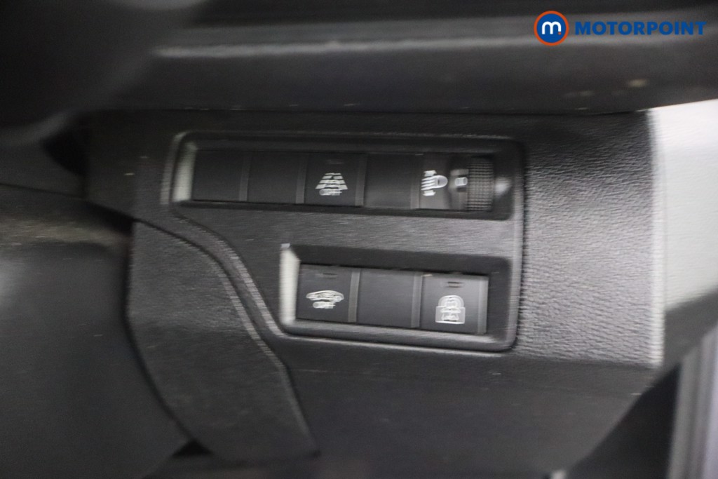 Peugeot 3008 Active Premium-Plus Automatic Petrol SUV - Stock Number (1669512) - 11th supplementary image