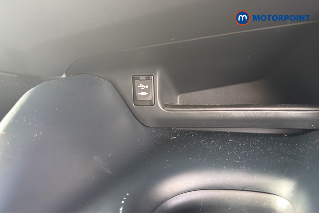 Toyota C-Hr Icon Manual Petrol SUV - Stock Number (1670795) - 14th supplementary image